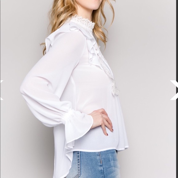 📍📍📍New White top. Last one !! - Picture 4 of 4